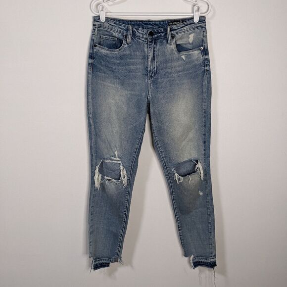 BlankNYC The Bond Mid Rise Skinny Jeans - Picture 1 of 11